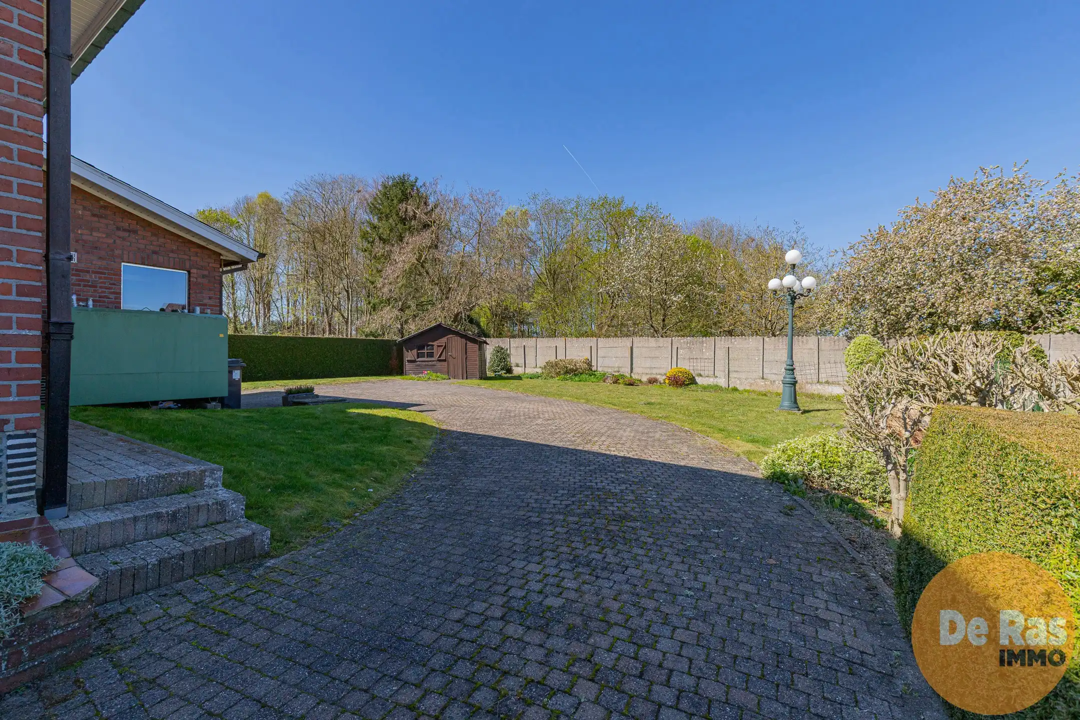 ERPE-MERE - Stevige open bebouwing op een centrale ligging foto 12