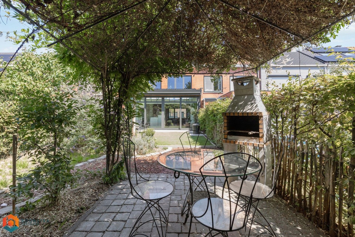 Energiezuinige woning met 5 slpkrs en leuke tuin te Kontich foto 10