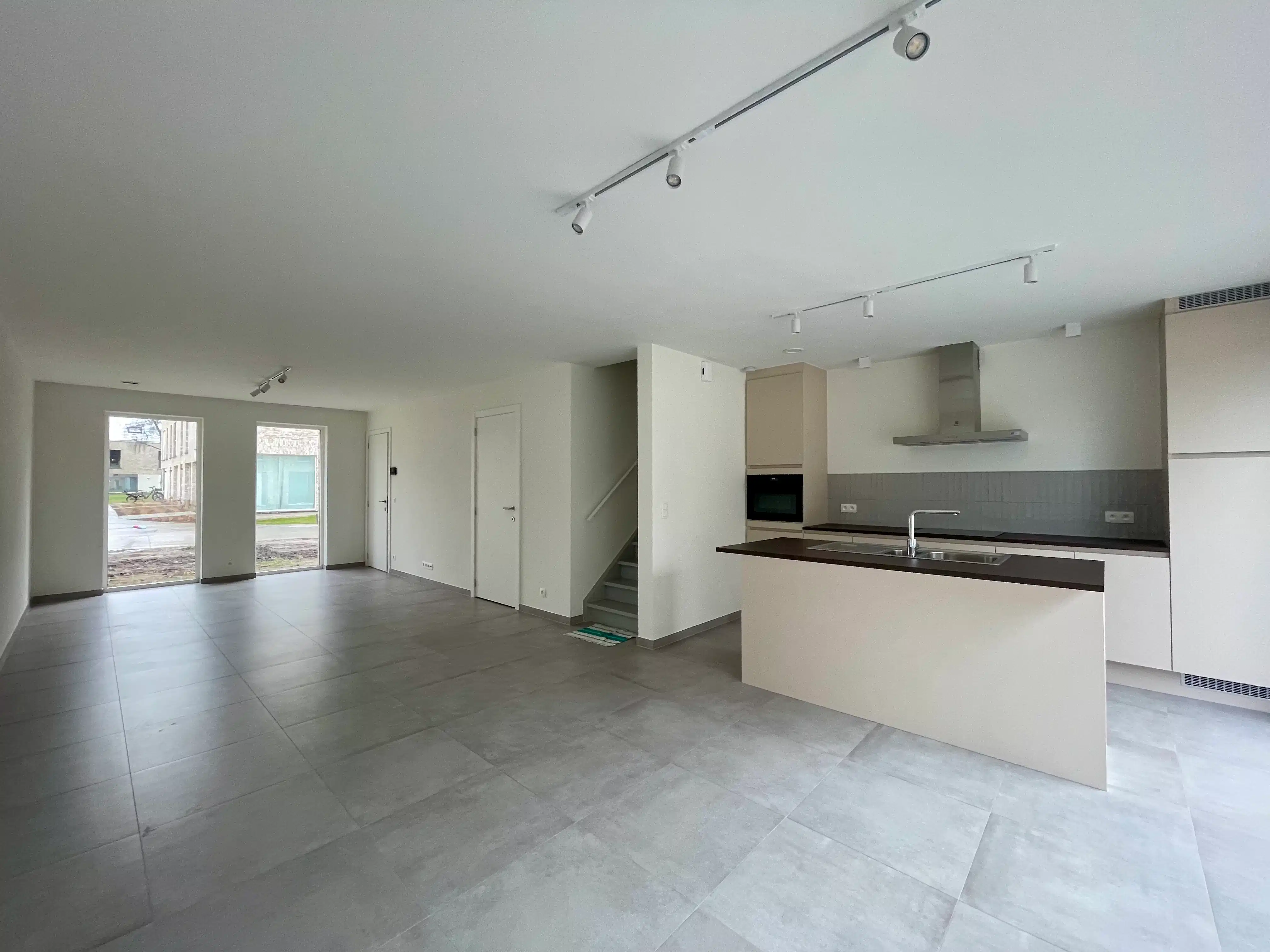 Nieuwbouwwoning in een levendige buurt dichtbij Gent foto 4