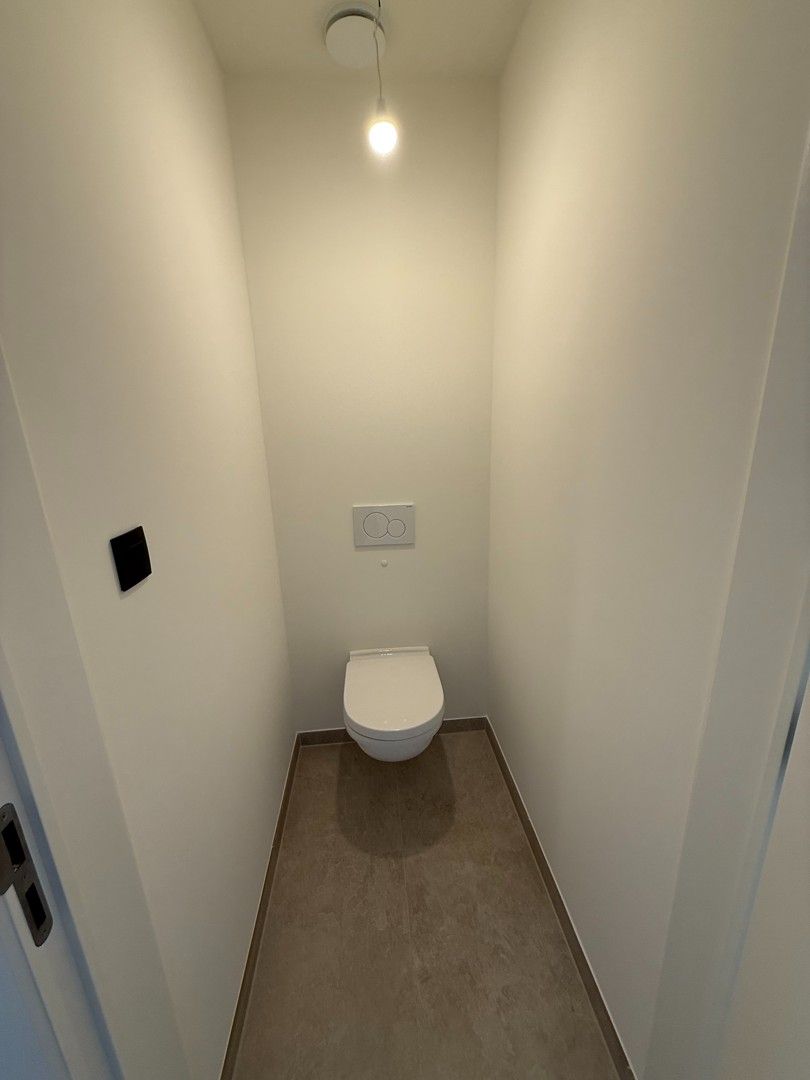 Prachtige BEN-woning met 3 slaapkamers, terras en tuin te Opitter/Bree. foto 22