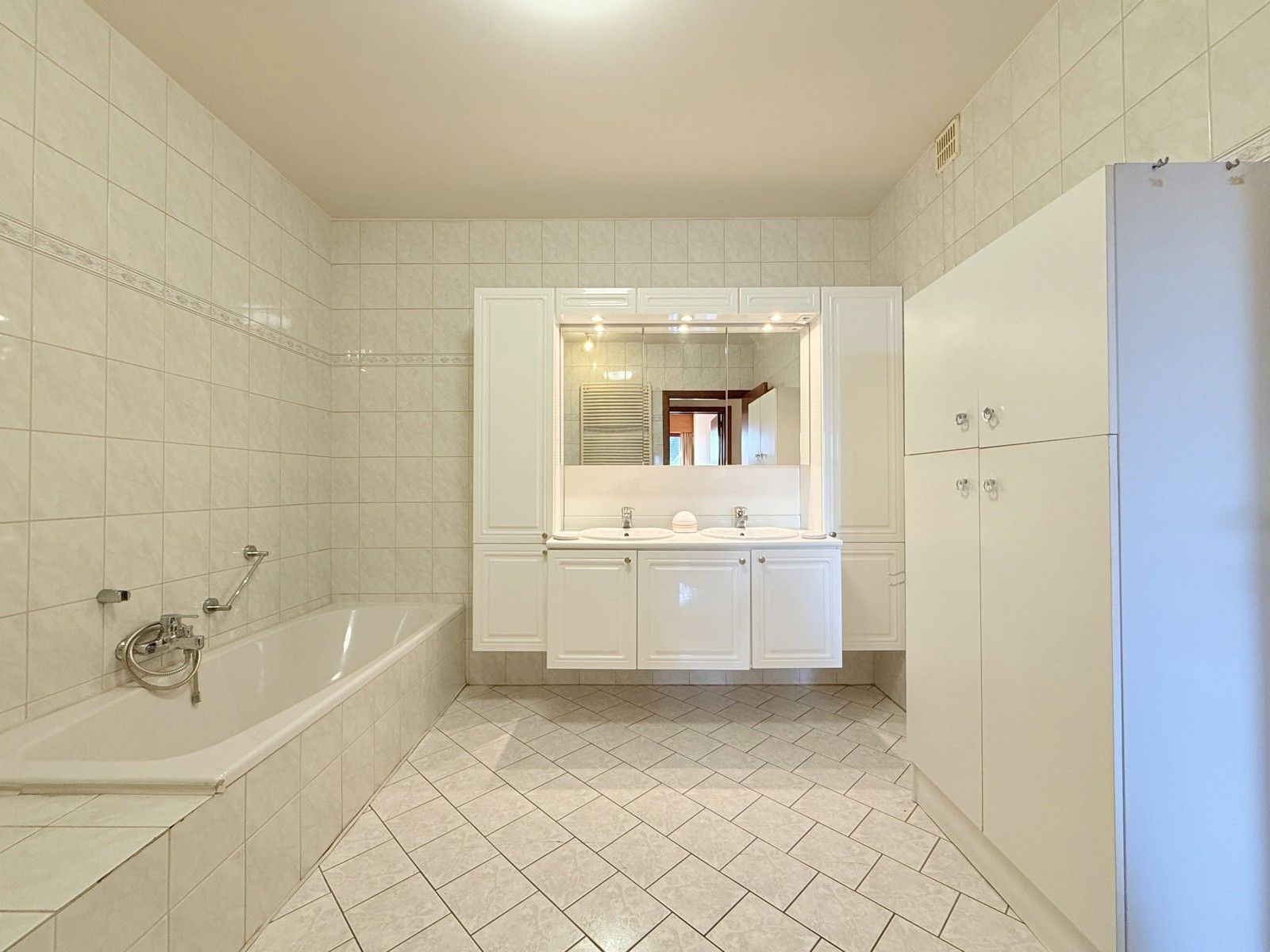 Appartement te koop foto 18