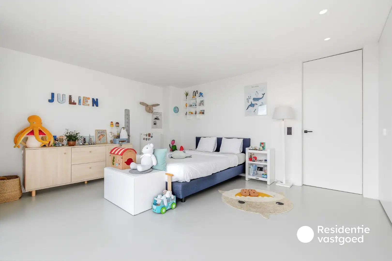 Wonen boven, ondernemen beneden: volledig gerenoveerd restaurant met luxueuze woonst in hartje De Haan foto 21