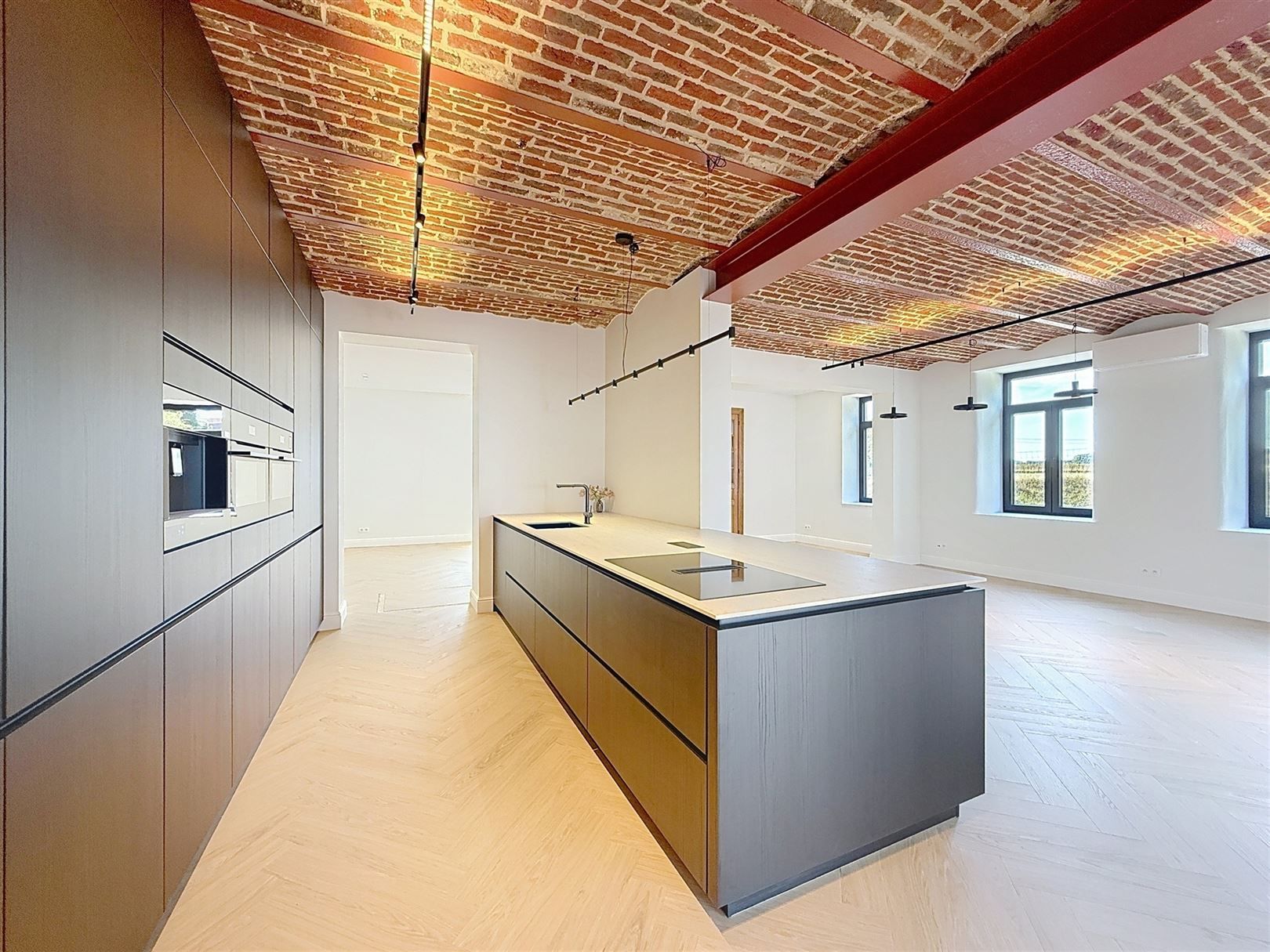 Energiezuinige, volledig gerenoveerde hoeve met bijgebouwen, 7a 83ca foto 17