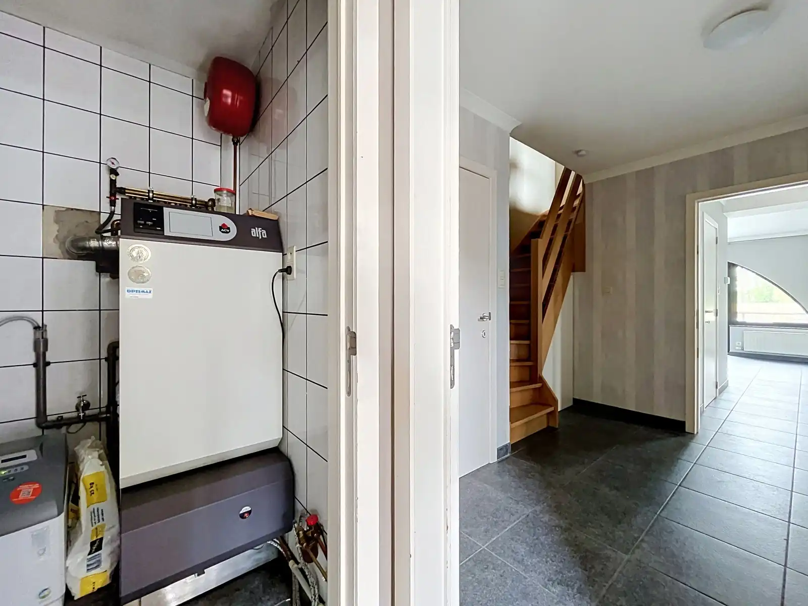 Ruim duplex appartement -  €995 + €50 vaste kosten foto 9
