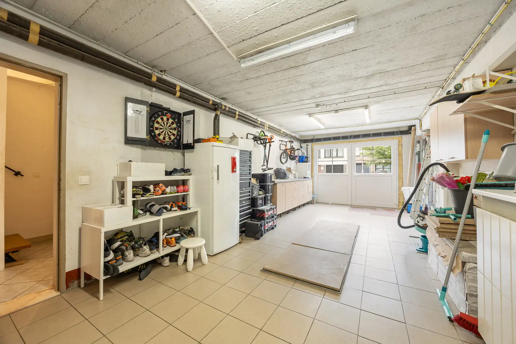 Bel‑étage met 3 slaapkamers nabij centrum van Stabroek foto 3