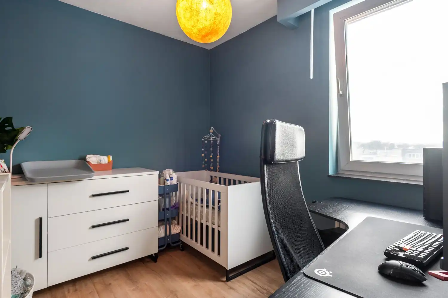 Verzorgd appartement met prachtig zicht en 2 slaapkamers! foto 14