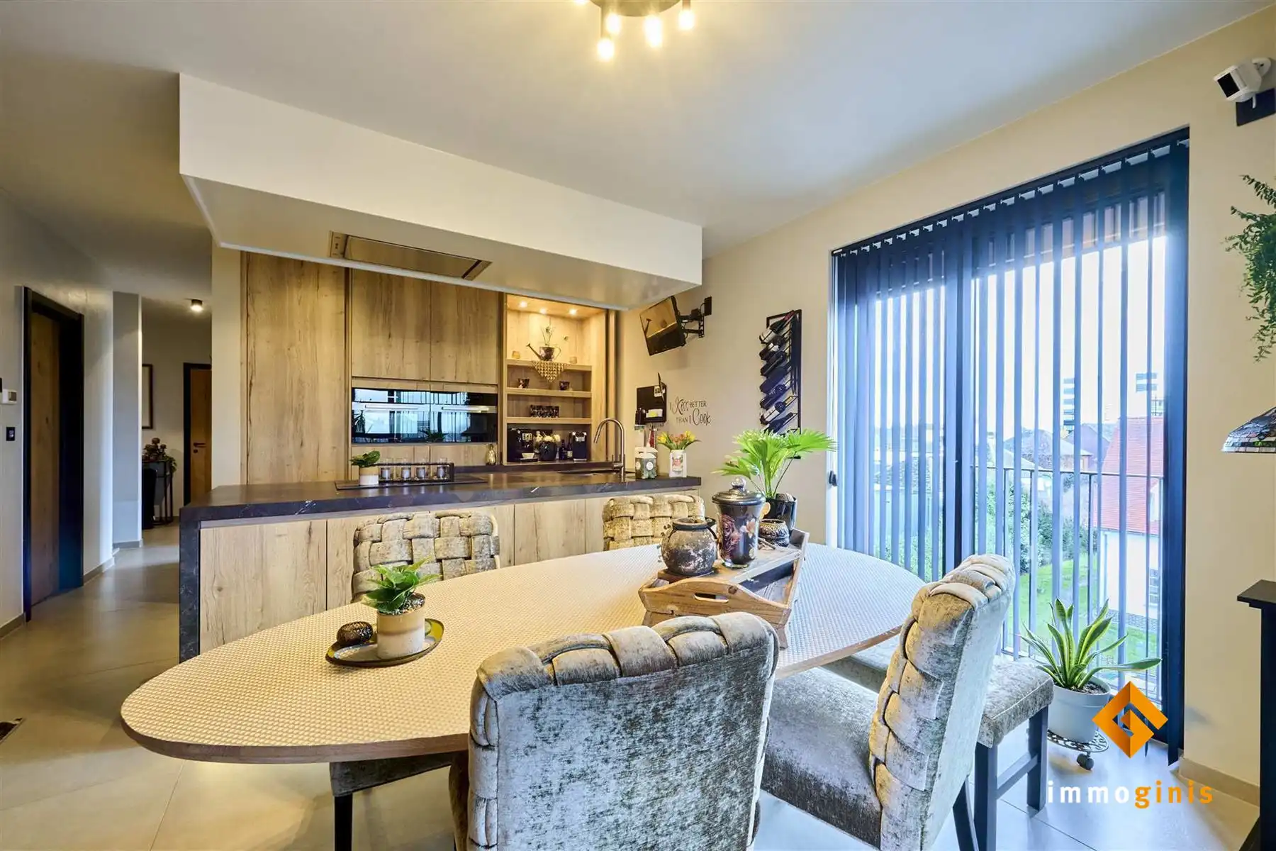 Luxueus 3-slaapkamerappartement met zéér ruim terras, gelegen op de 2e verdieping. foto 6