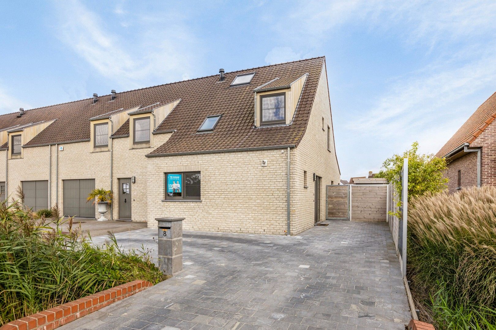 Recent gebouwde halfopen woning te Lissewege. foto 1