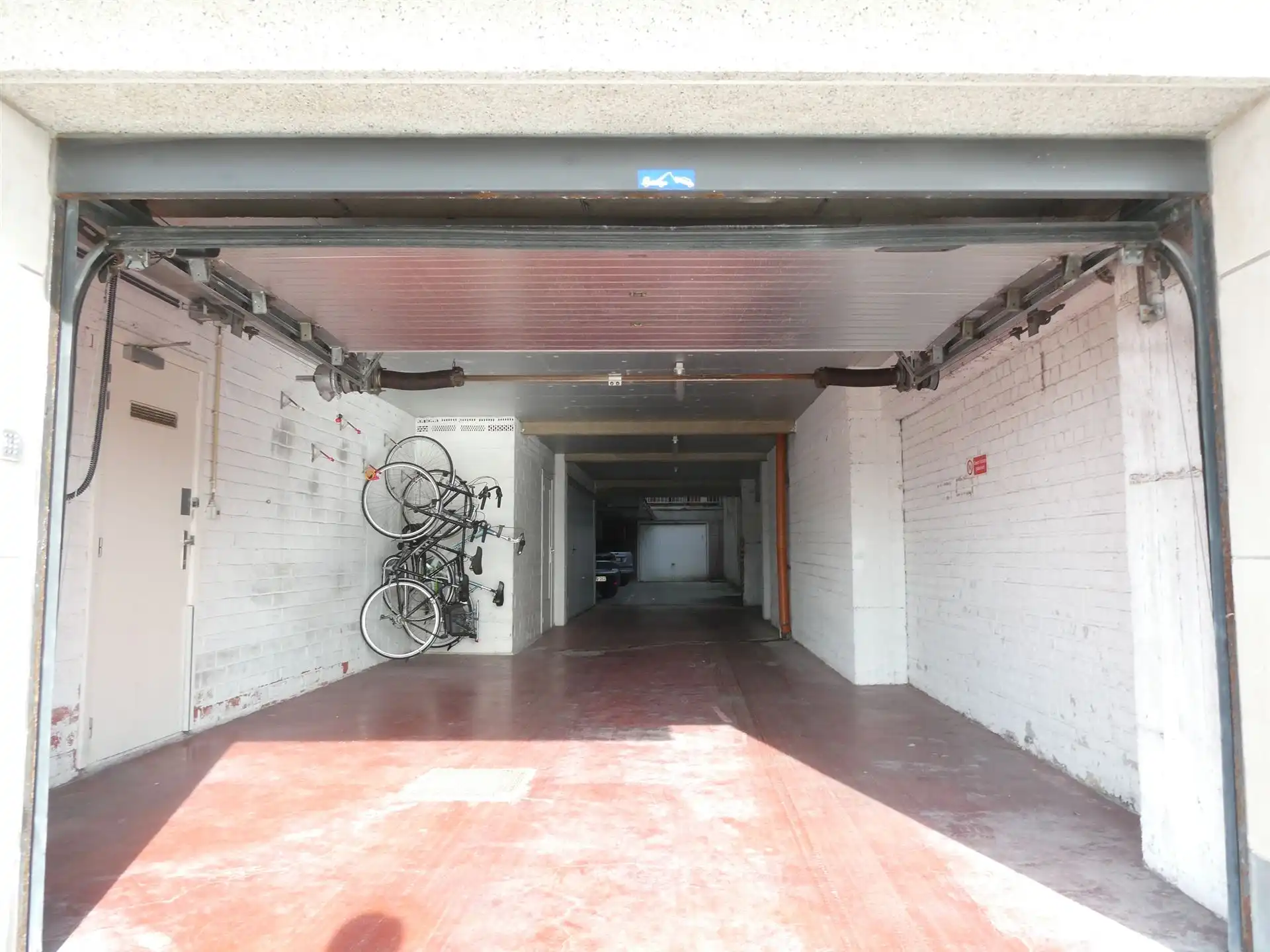 Parkeerplaats foto 4