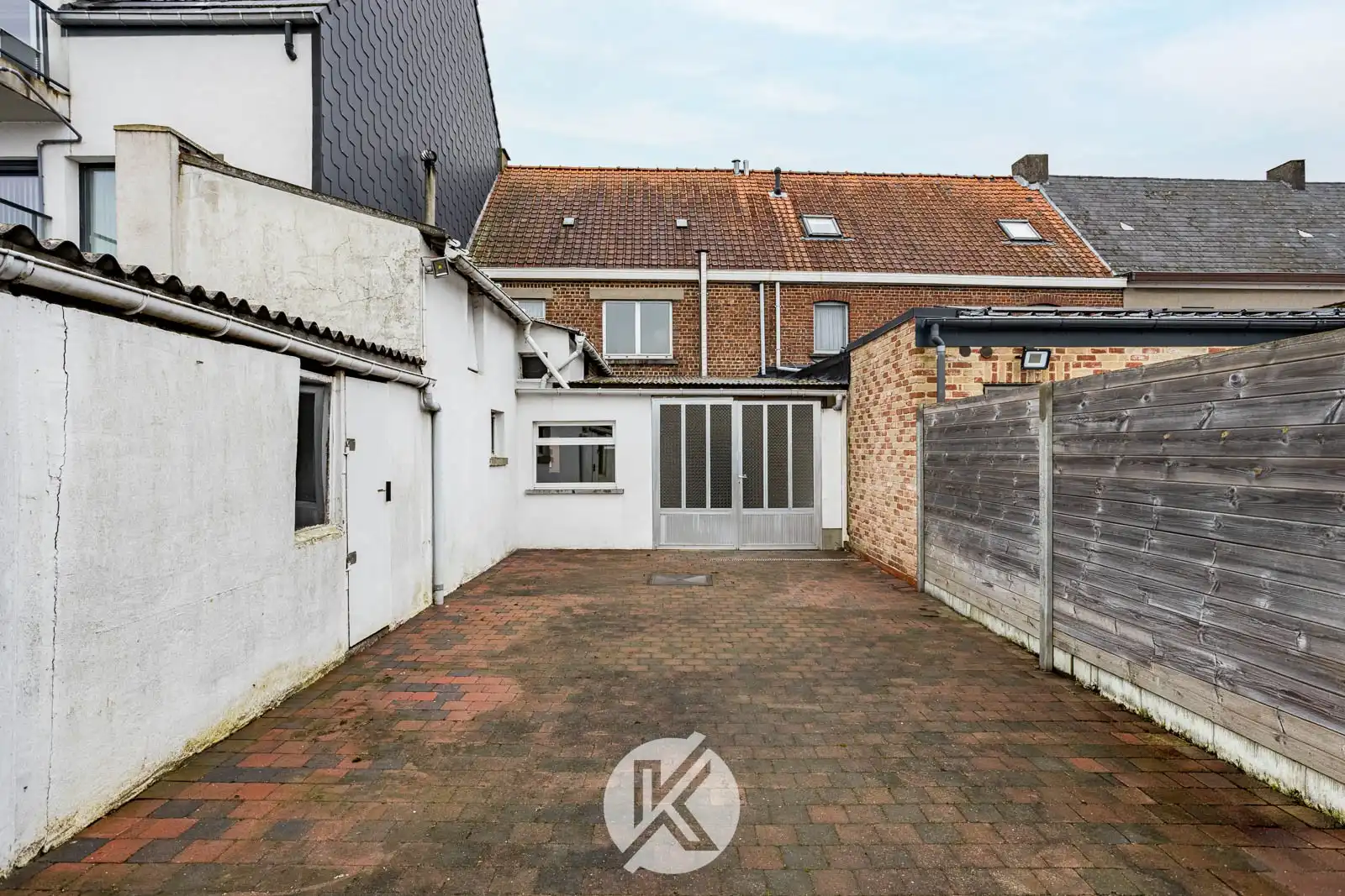 Op te knappen woning nabij centrum Herzele foto 23