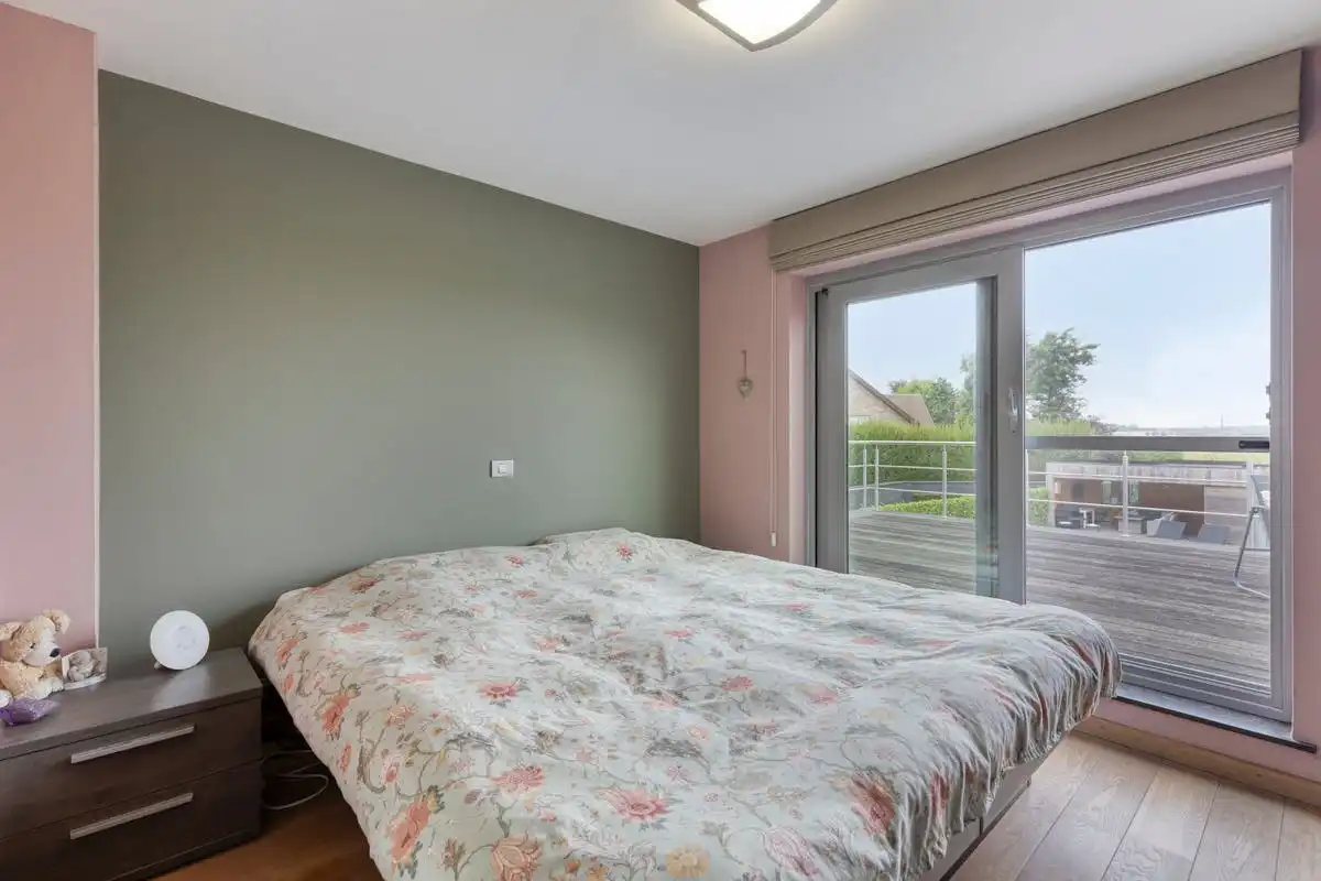 Huis met 3 slaapkamers en zwembad in Waarschoot foto 18