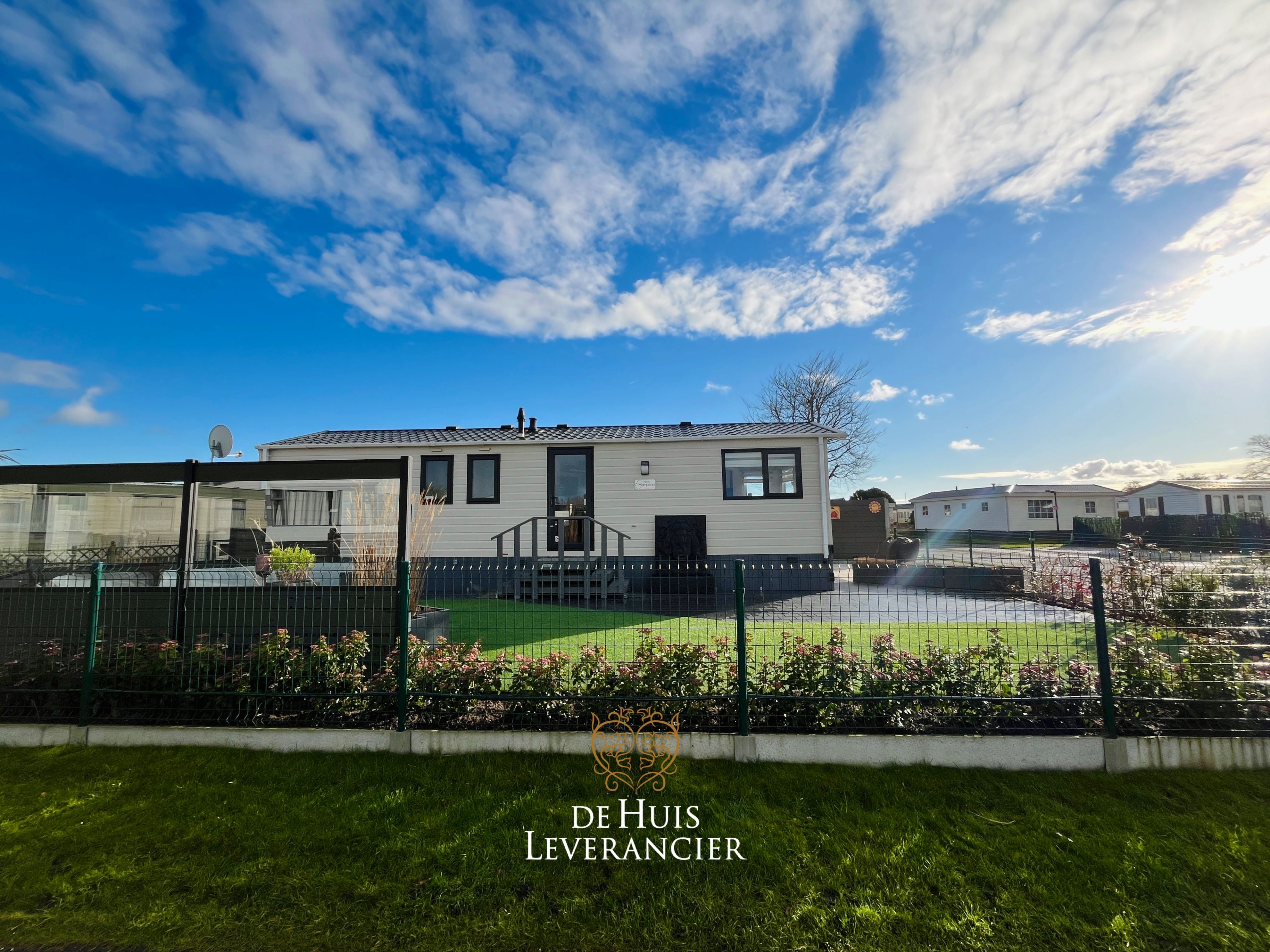 Luxueus Tiny-house op eigen grond te koop in Oostduinkerke foto 3