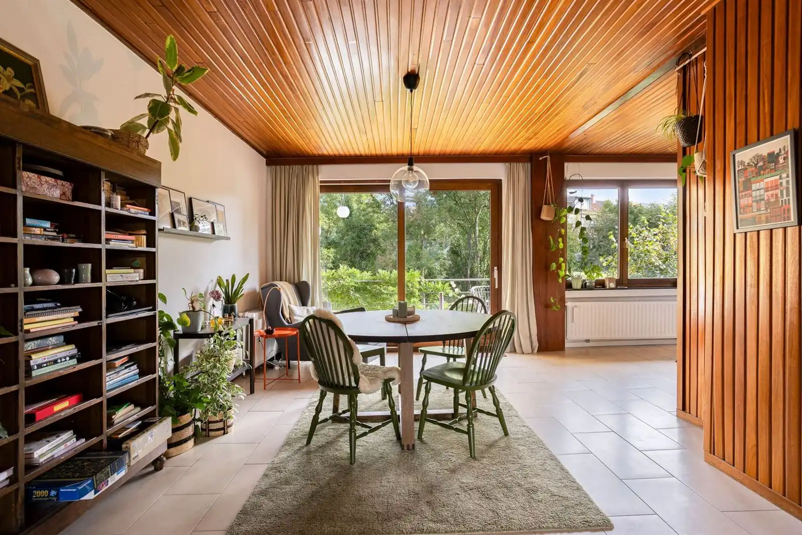 Gerenoveerde woning met tuin en 3 grote slaapkamers  foto 14