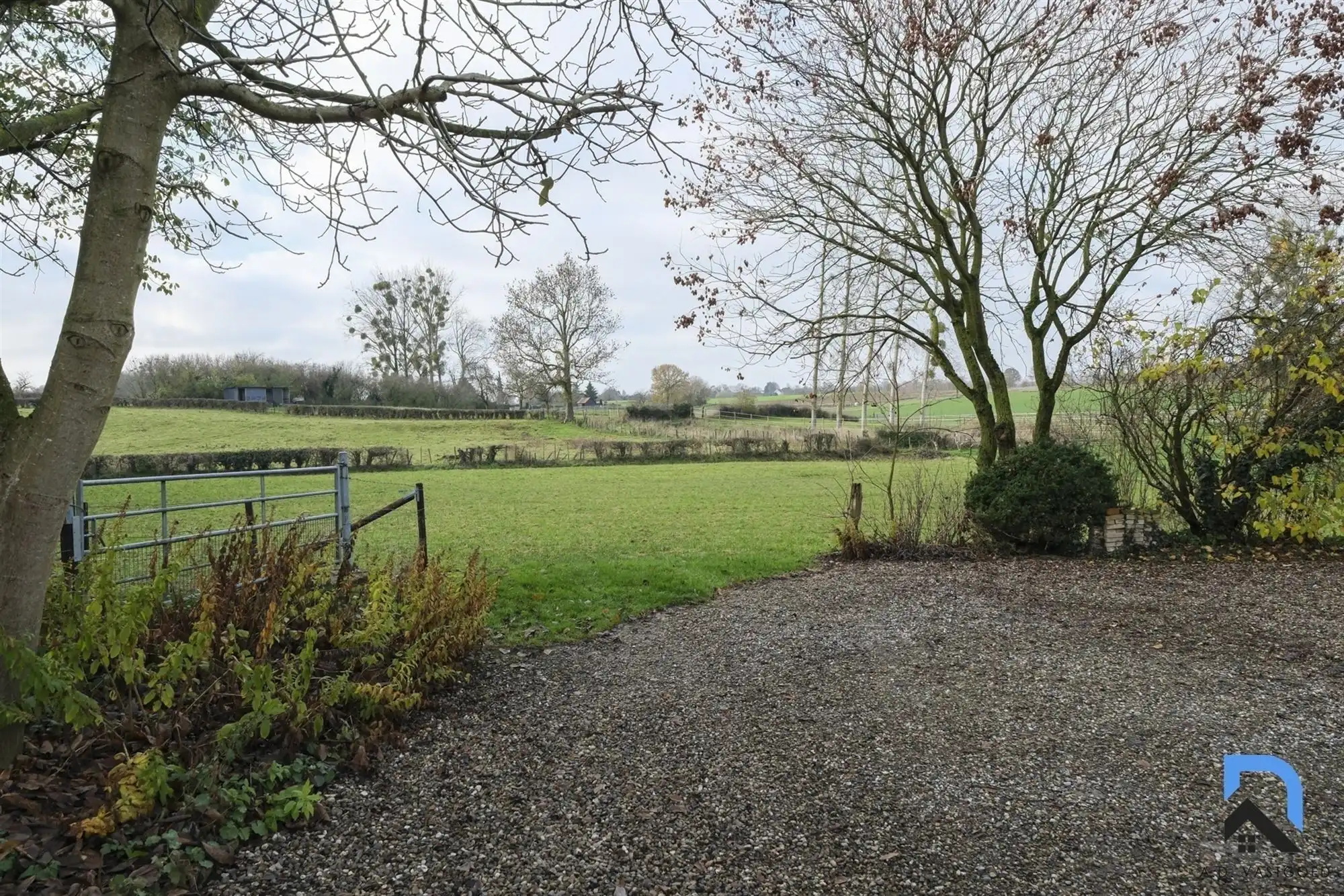 Mooie woning in het groen foto 39