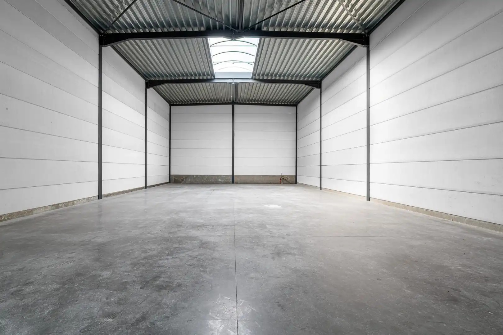 Moderne KMO-unit in de Industrielaan in Dadizele foto 3