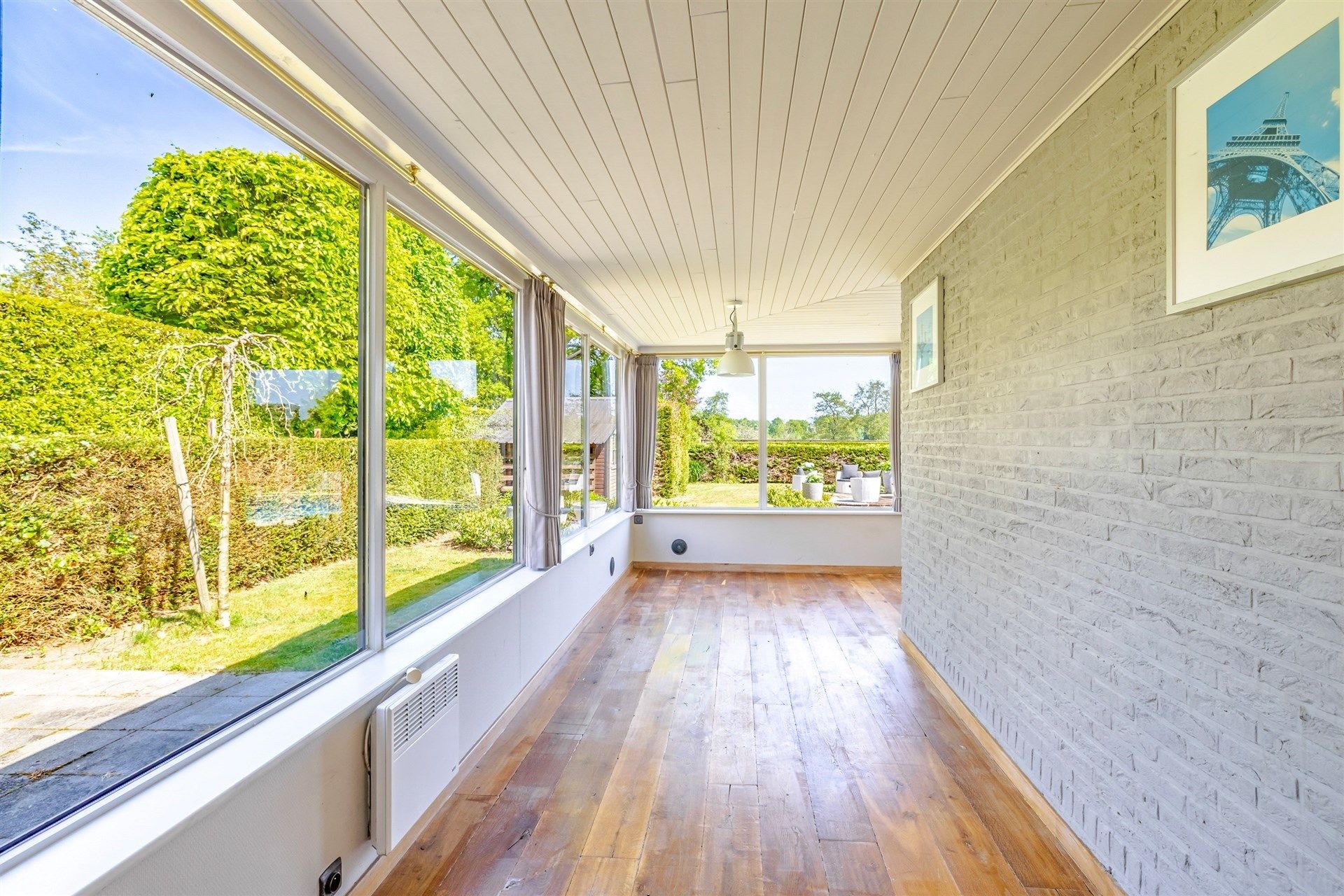 Open bebouwing met zwembad en uitzicht in villawijk Slommerdonk foto 14