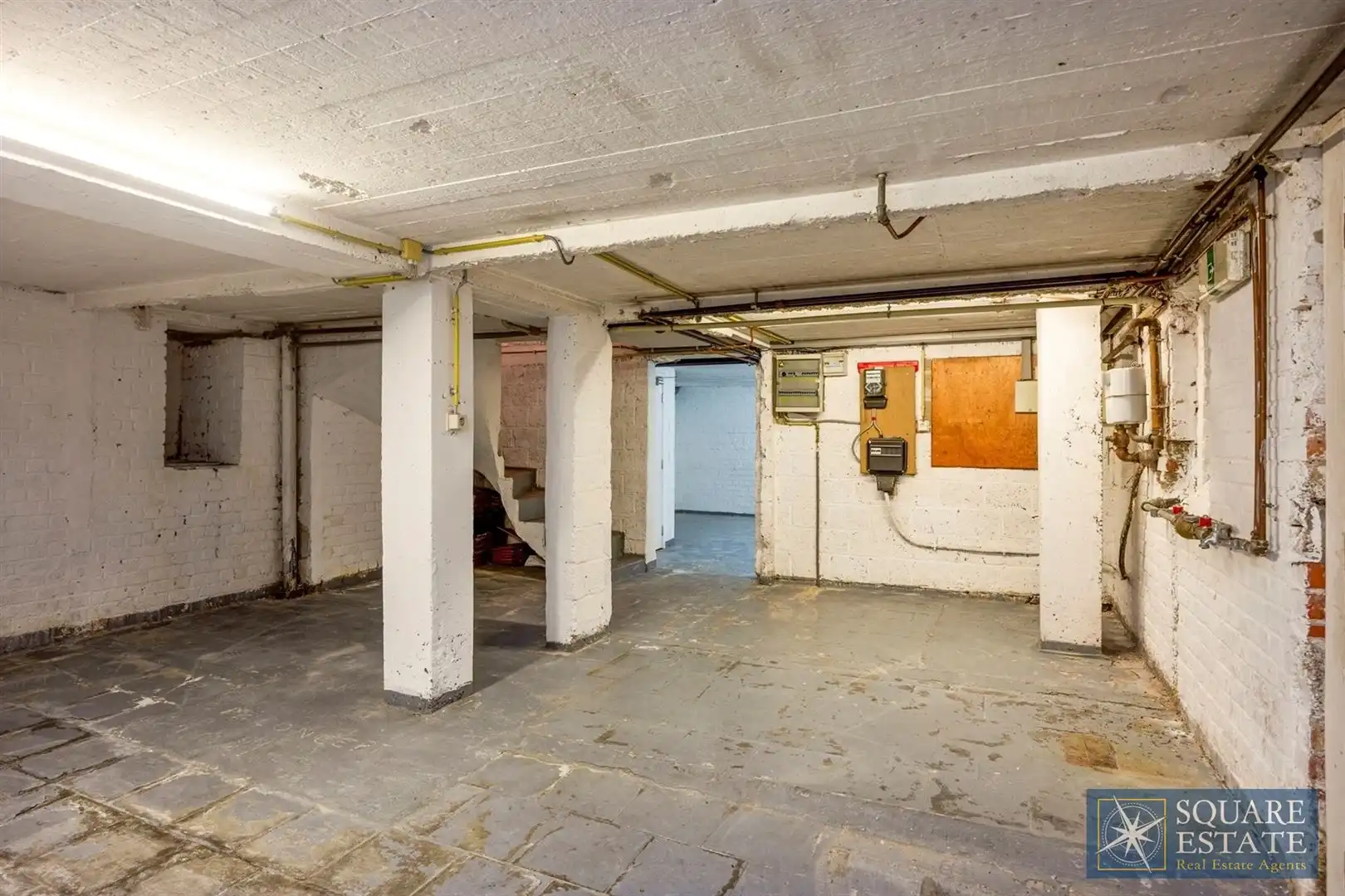 Kantoorgebouw foto 16