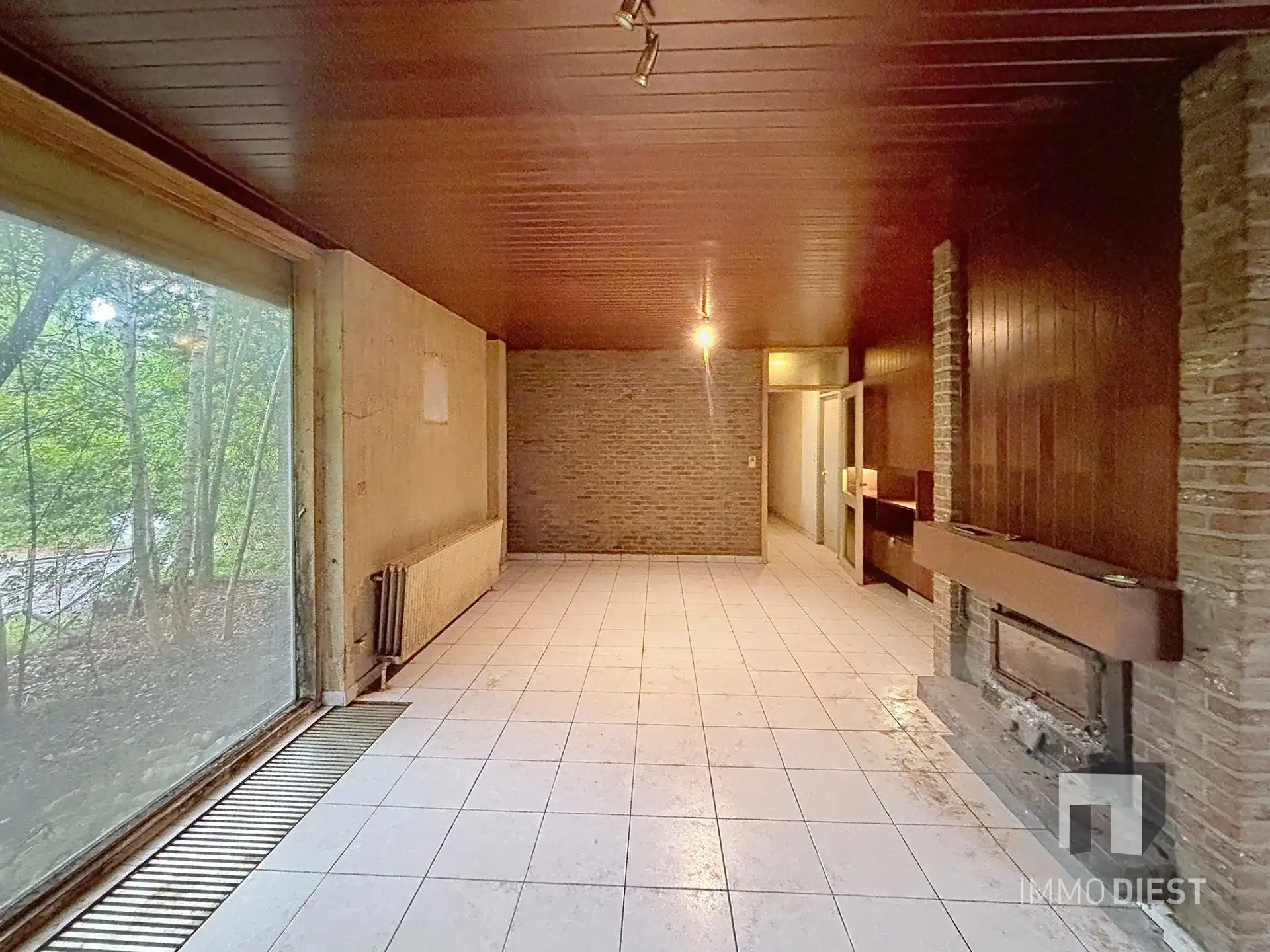 Totaal te renoveren woning of afbraak en heropbouw op 15a 88ca. foto 6