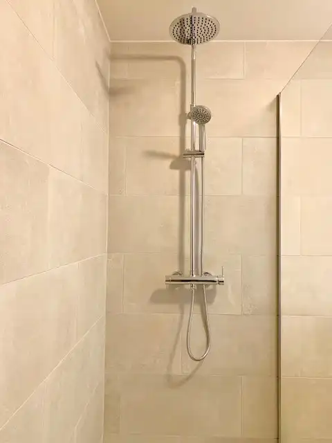 Centraal gelegen, instapklaar appartement te Aalst foto 13