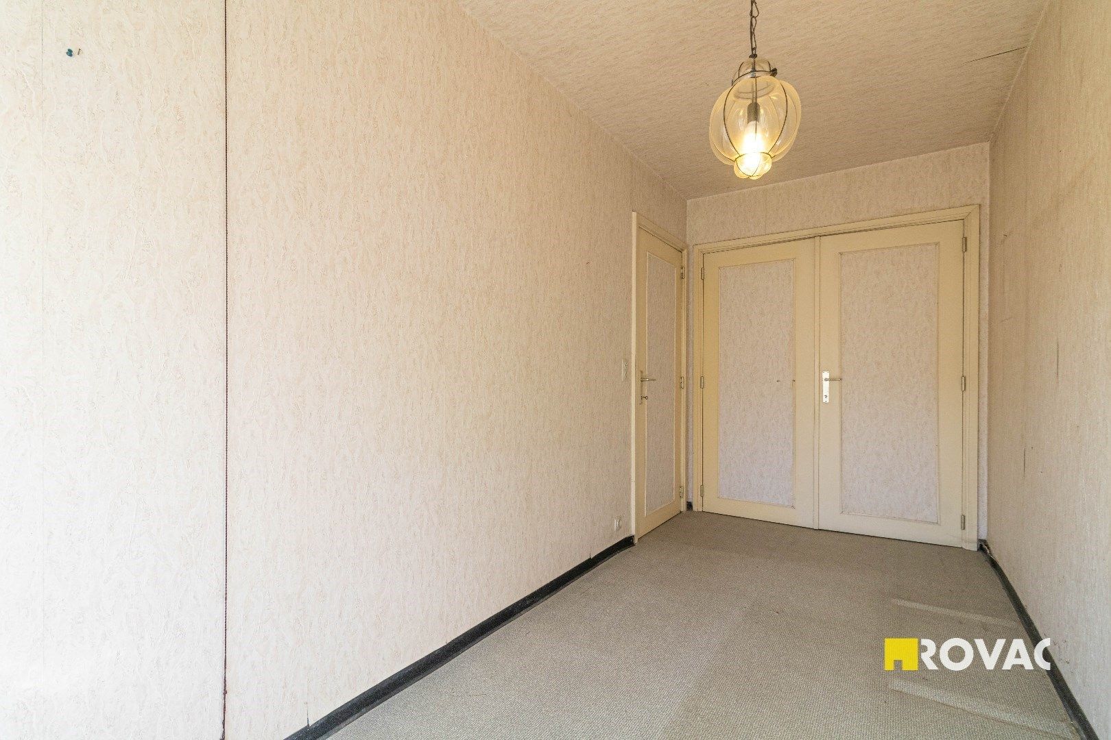 Bel-étagewoning met garage in centrum Izegem foto 10