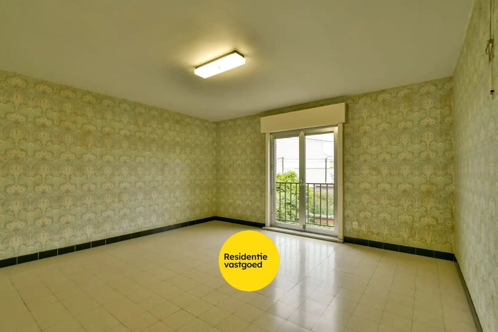 Statige woning met ruime loodsen in Kortemark! foto 18