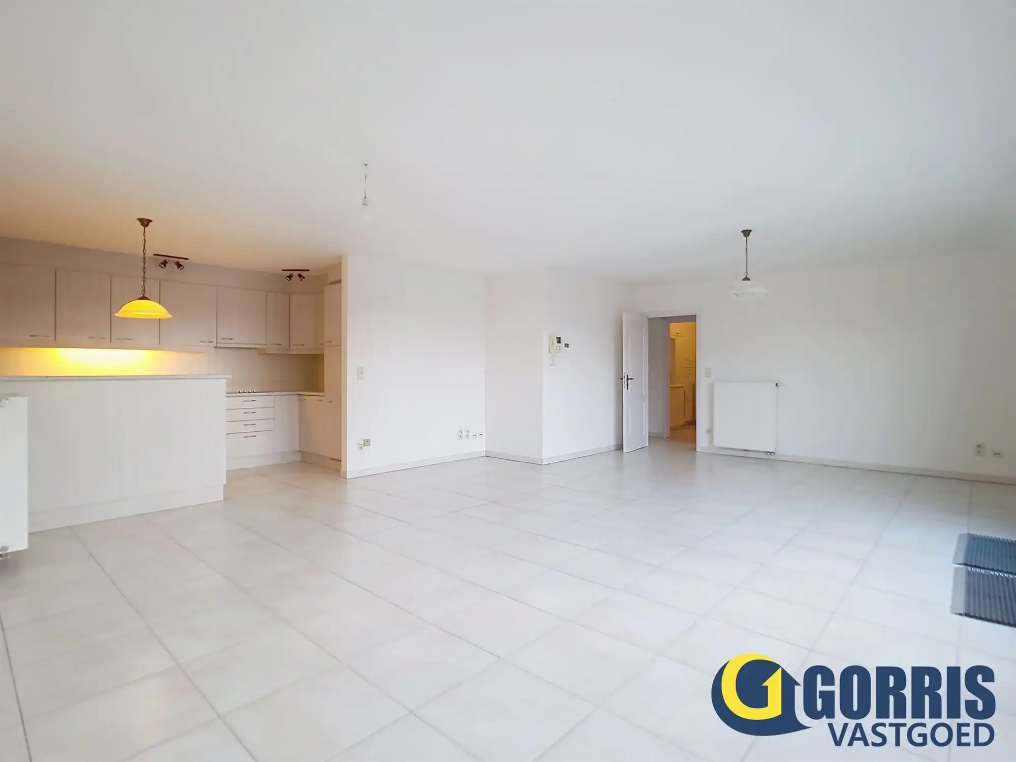 Ruim en lichtrijk appartement met 2 slaapkamers in Heist-op-den-Berg foto 2