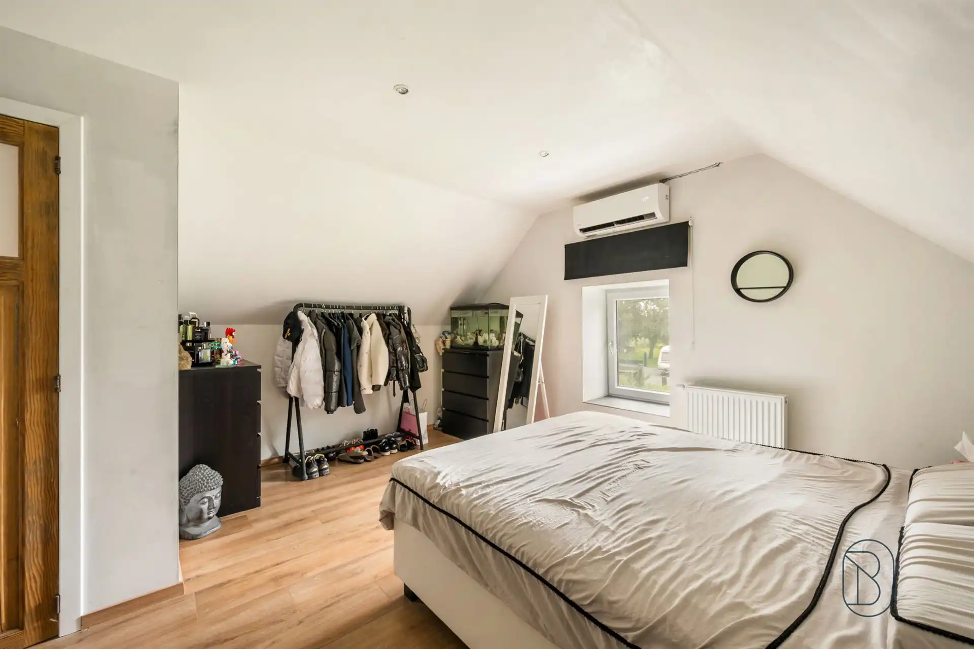Ruime en energiezuinige woning met studio en tuin in Gaurain foto 19