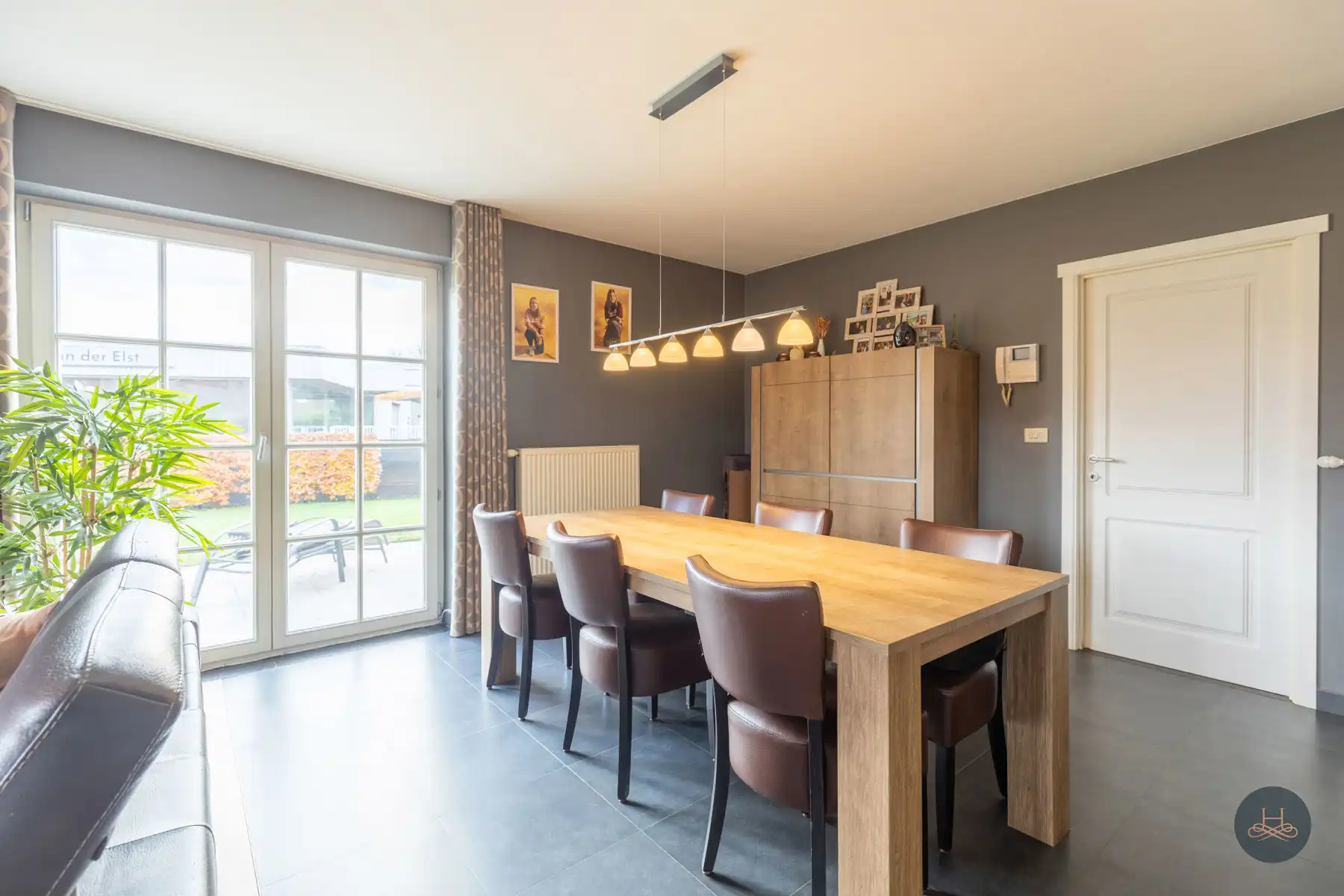 Instapklare gezinswoning met leuke tuin foto 6