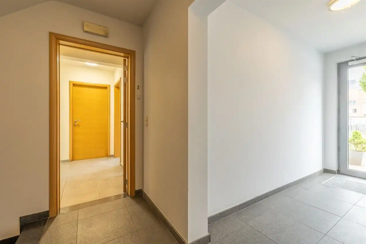 Gelijkvloers appartement met 2 slpk., terras en garagebox foto 28