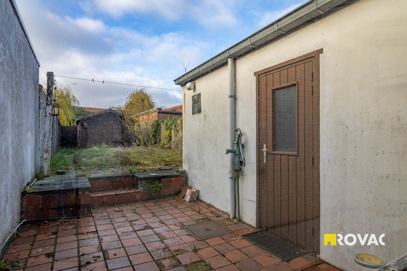 Te renoveren rijwoning met 3 slaapkamers, garage en uitweg foto 19