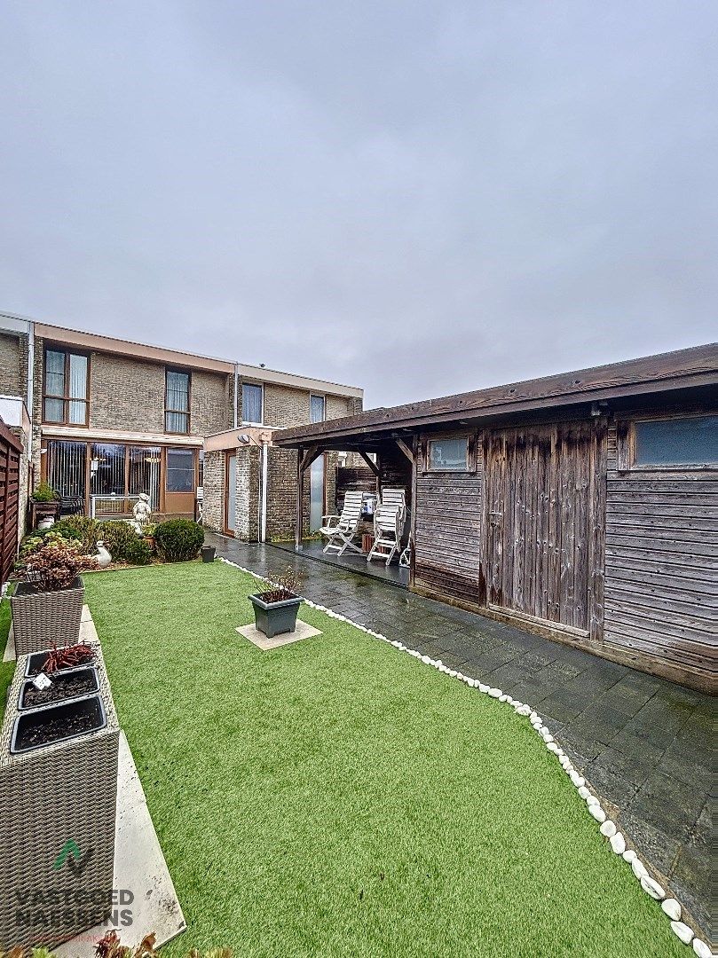 INSTAPKLARE WONING MET 3 SLPK, GARAGE EN ZONNIGE TUIN foto 25