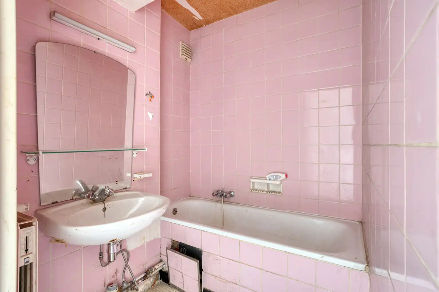 Te renoveren 1-slaapkamerappartement foto 12