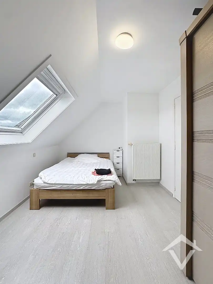Instapklaar appartement met 4 slaapkamers en 2 badkamers in centrum Gistel foto 22