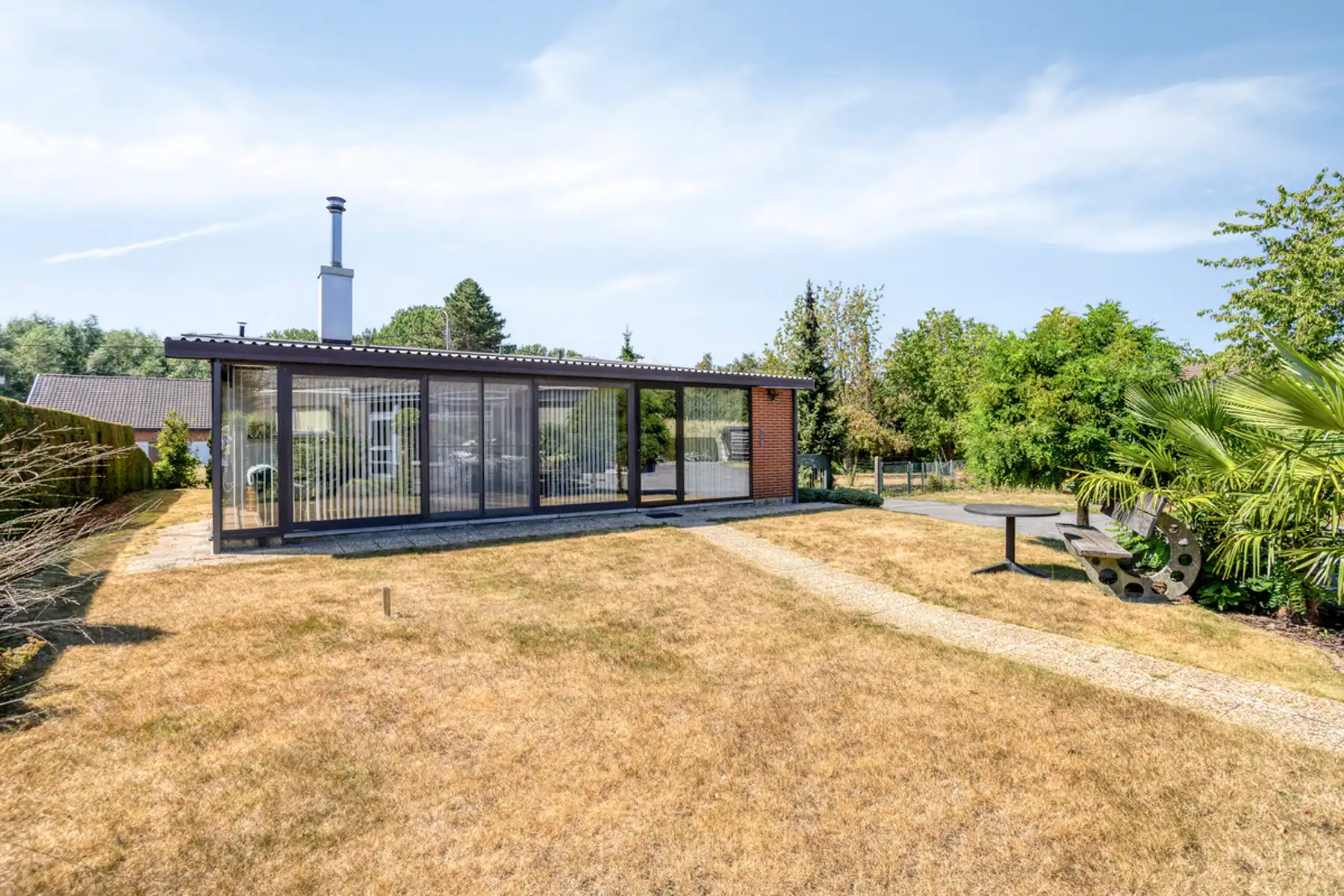Bungalow (+/- 163 m²) + loods/werkplaats (>400 m²) + oprit foto 36
