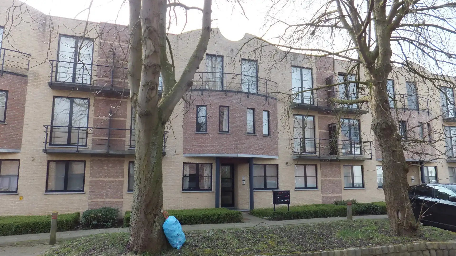 Appartement te huur foto {{pictureIndex}}