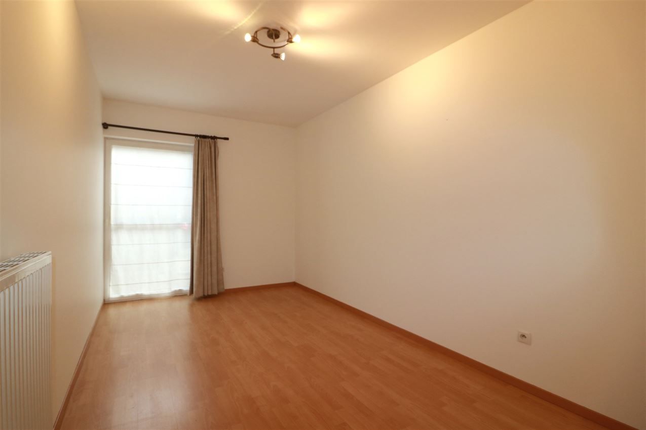 Gunstig gelegen, gelijkvloers appartement met 2 slpk. en terras foto 19