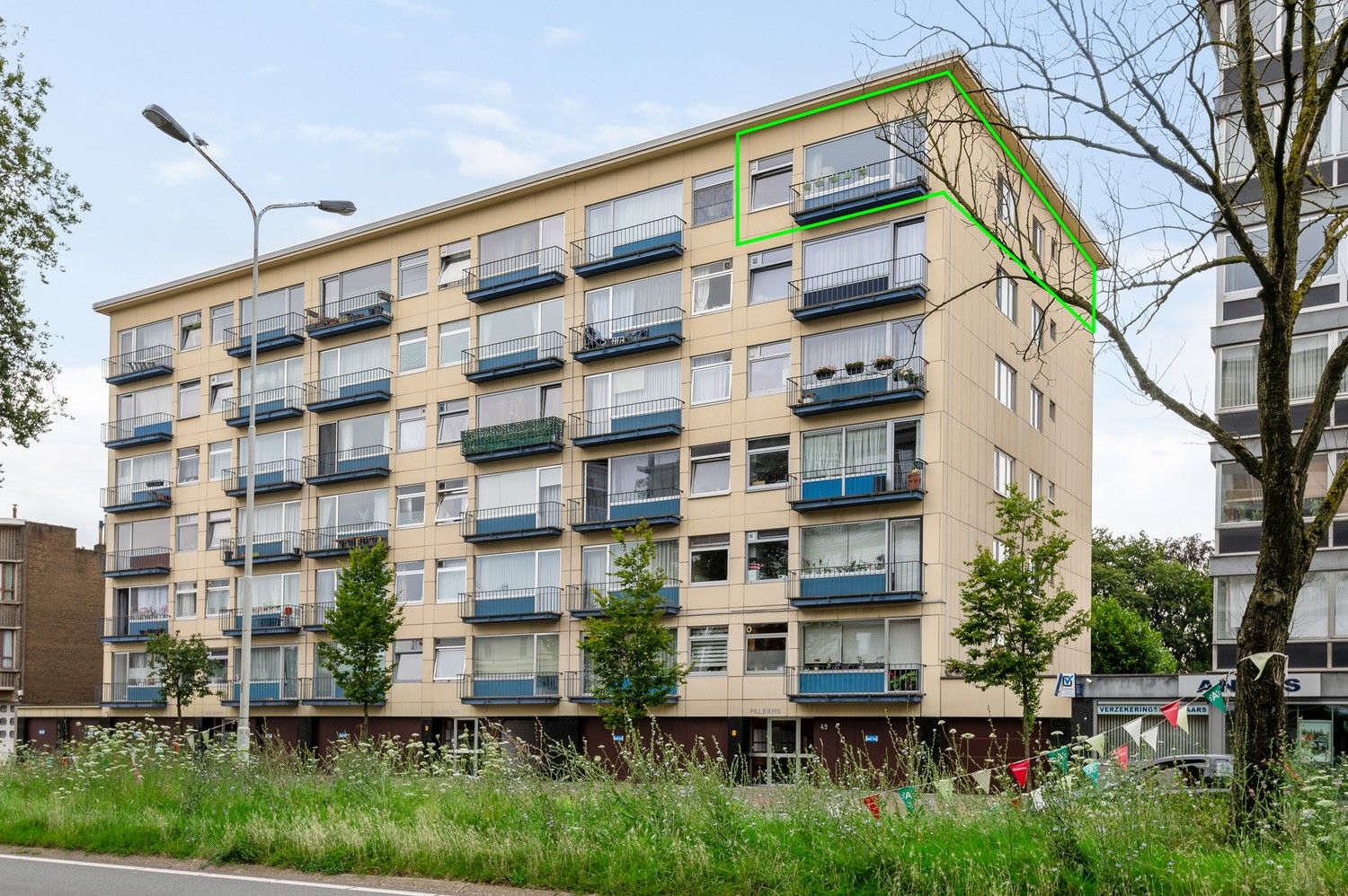 Verzorgd appartement met drie slaapkamers te Borgerhout. foto 17