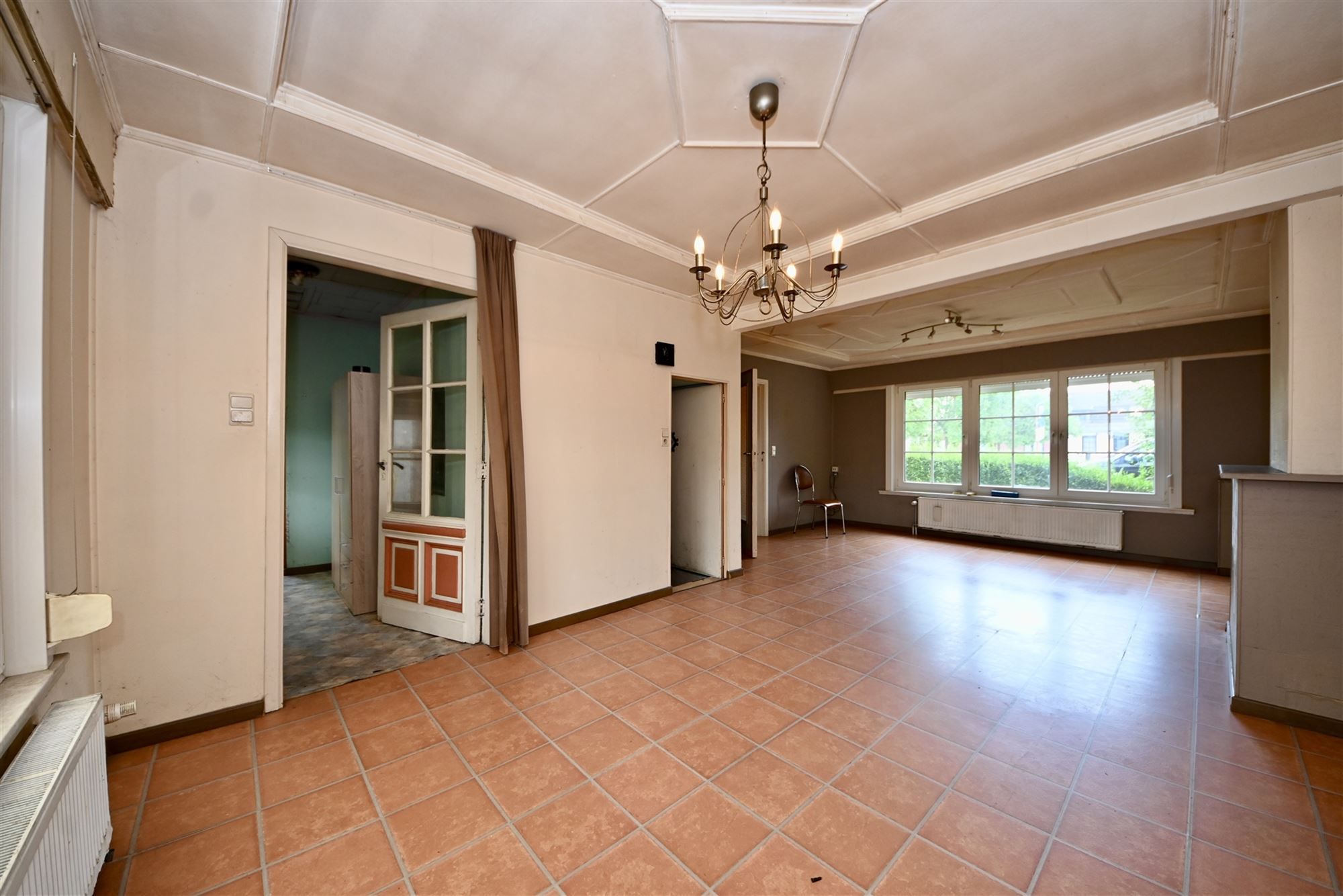 Te renoveren woning met 2 slaapkamers en tuin.  foto 5