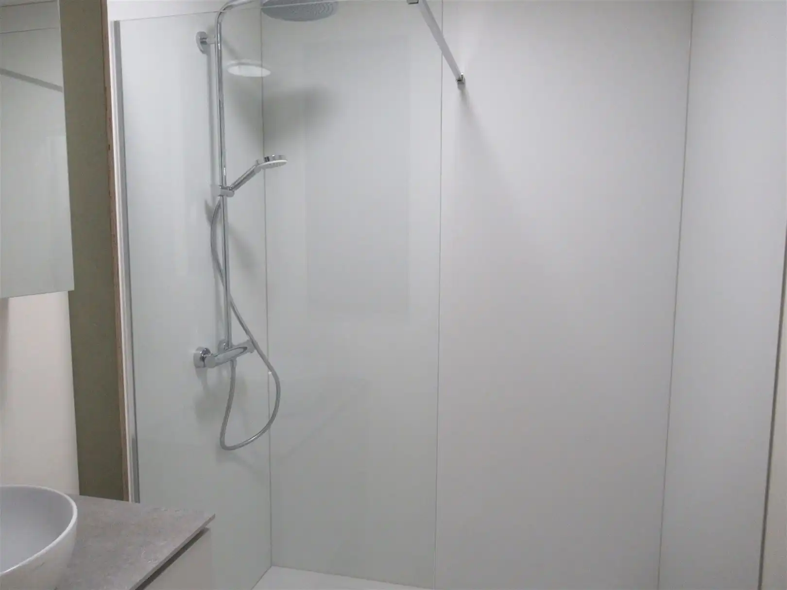 Appartement met 2 slaapkamers in centrum van Sint-Truiden. foto 12