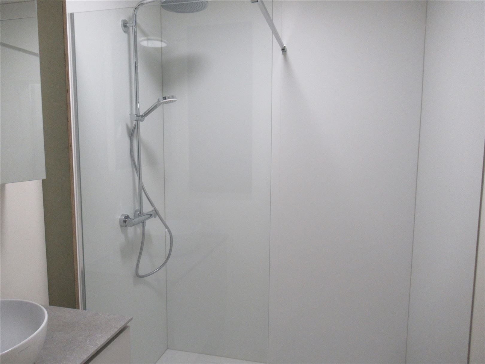 Appartement met 2 slaapkamers in centrum van Sint-Truiden. foto 12