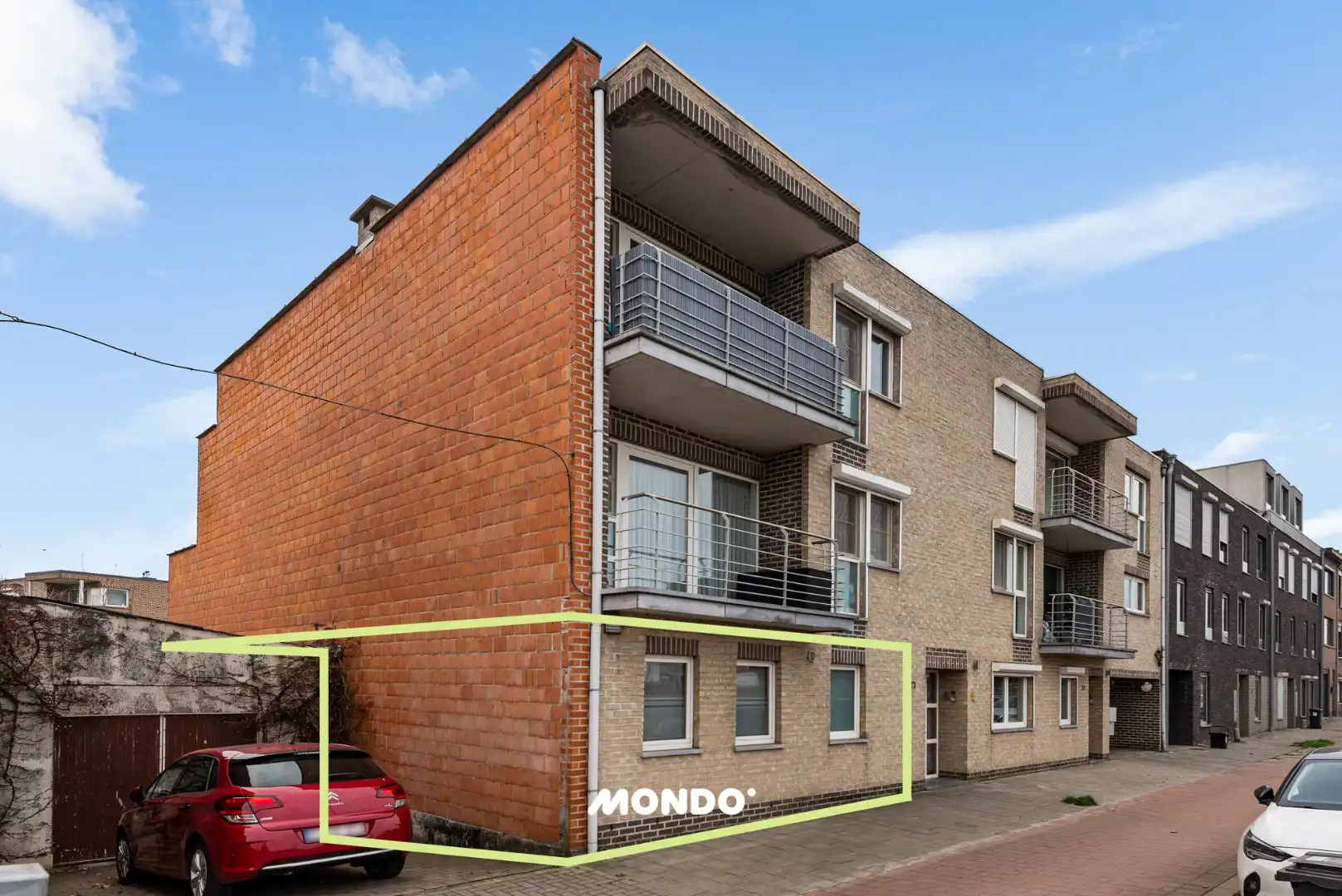 Gelijkvloers appartement met ruim terras en garage in Reet foto 17