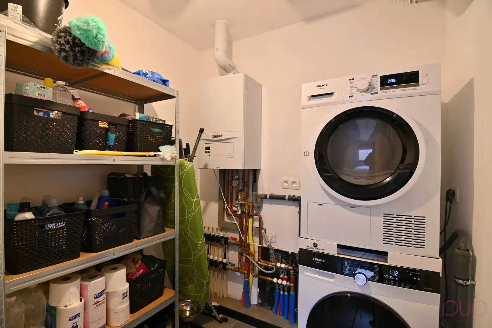 Moderne halfopen gezinswoning. foto 13