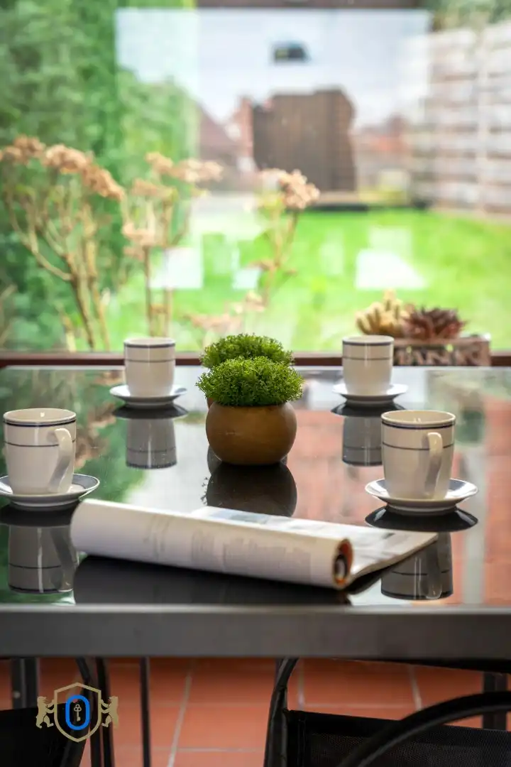 Halfopen 3-slpkr woning met tuin & garage foto 19