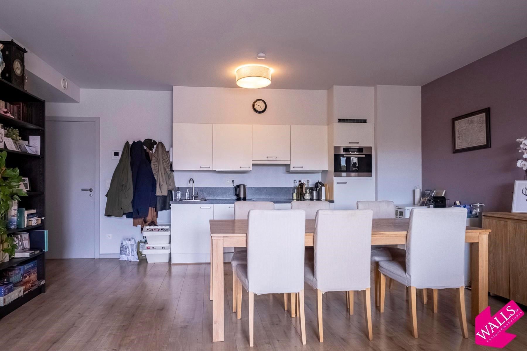Nieuwbouw appartement met terras en parking, aan park Spoor Noord foto 7