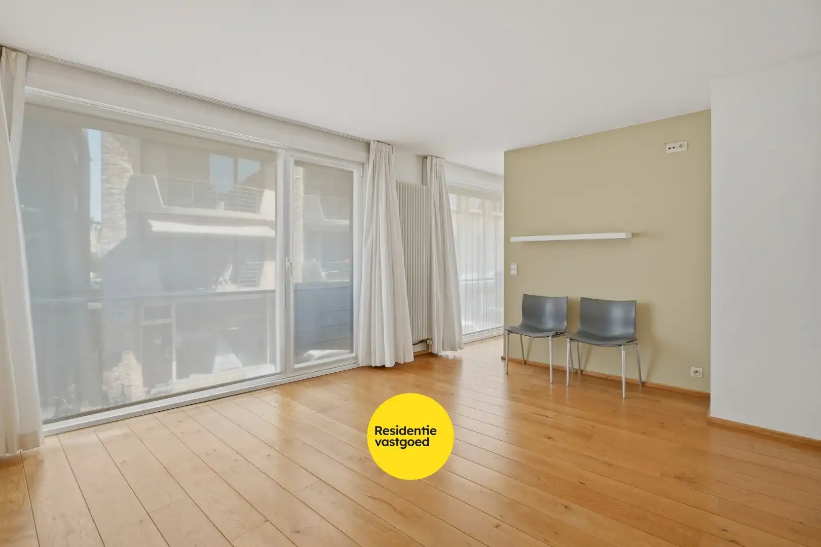 Multifunctionele woning met handelsruimte in hartje Veurne. foto 14