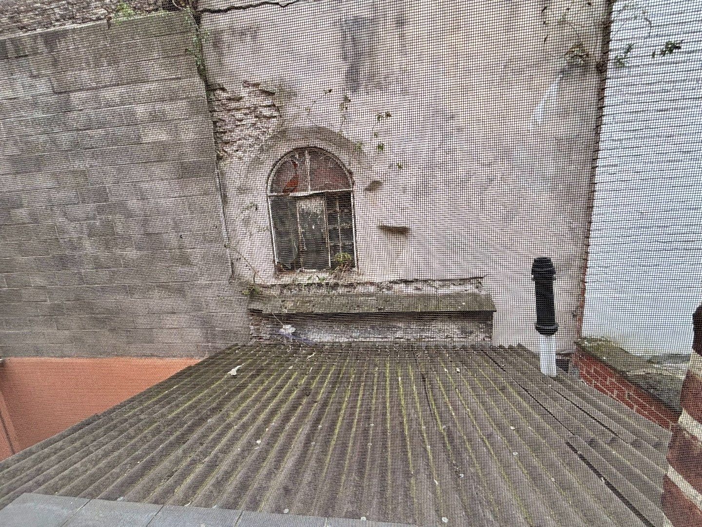 GERENOVEERDE RIJWONING MET 3 SLPKS, 2 BADKAMERS EN MOGELIJKHEID HUURGARAGE foto 20