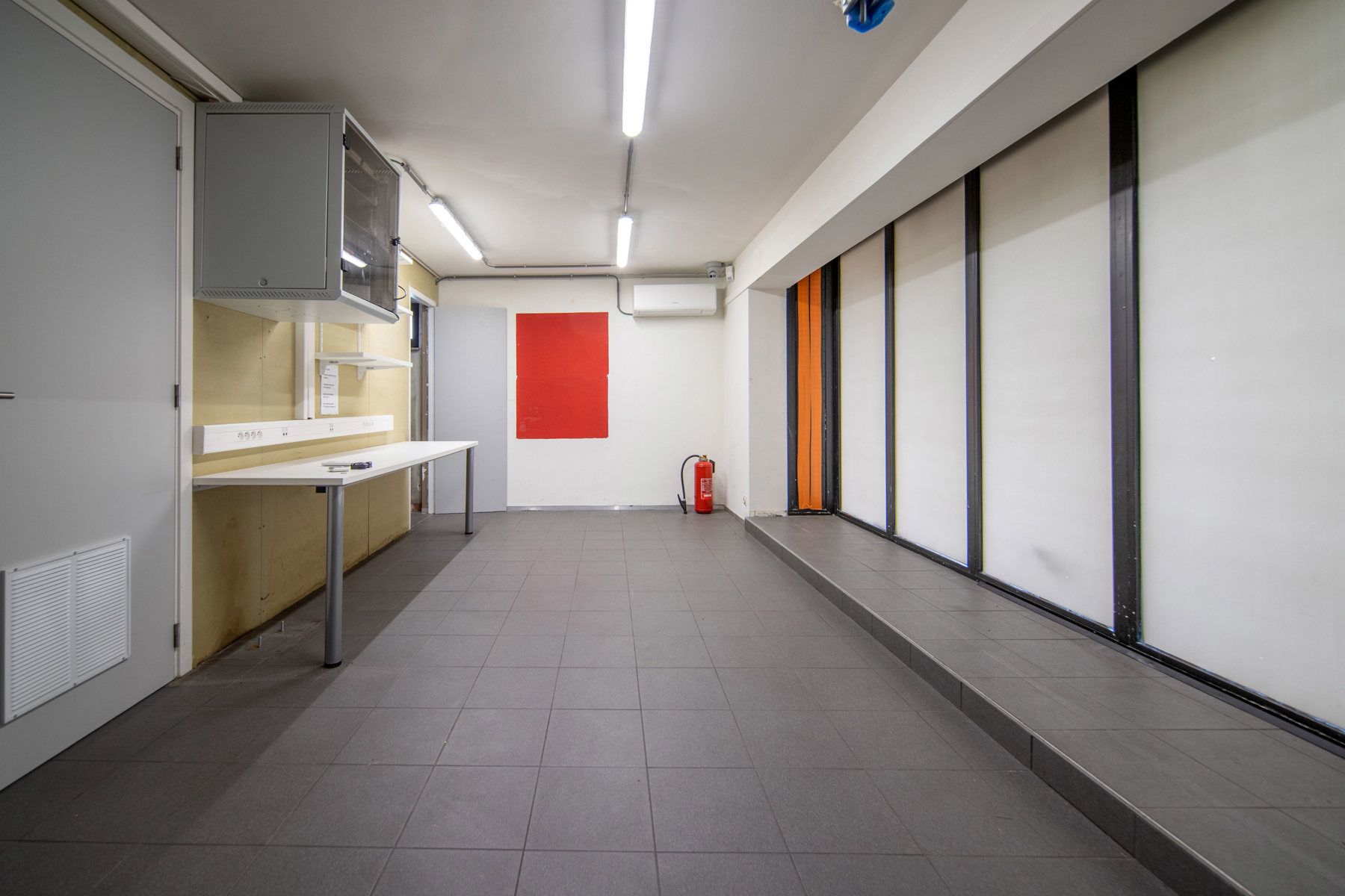 Commercieel gelijkvloers te Aartselaar.  foto 5