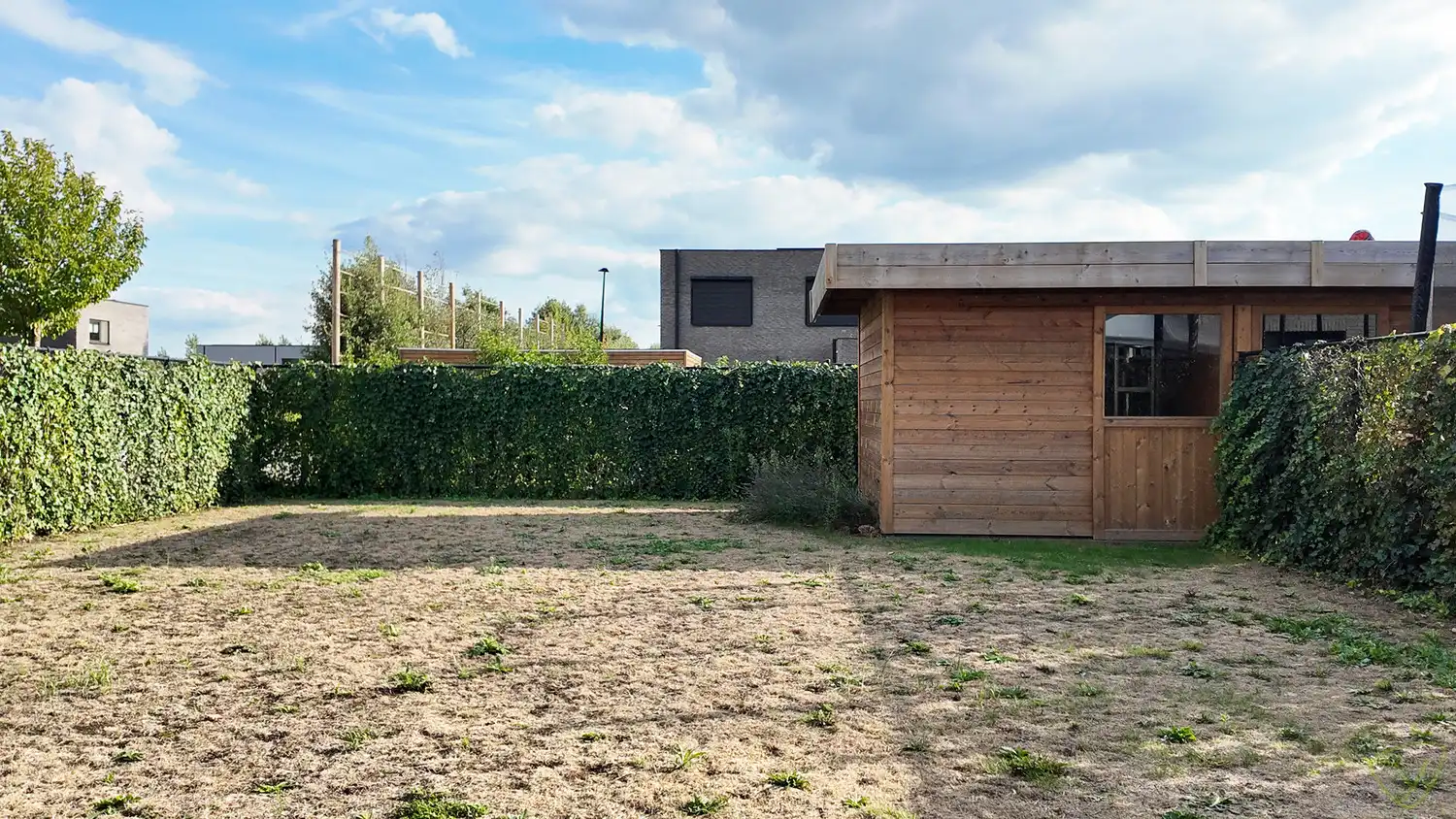 Halfopen prachtig afgewerkte woning vlakbij het centrum van Eeklo foto 11