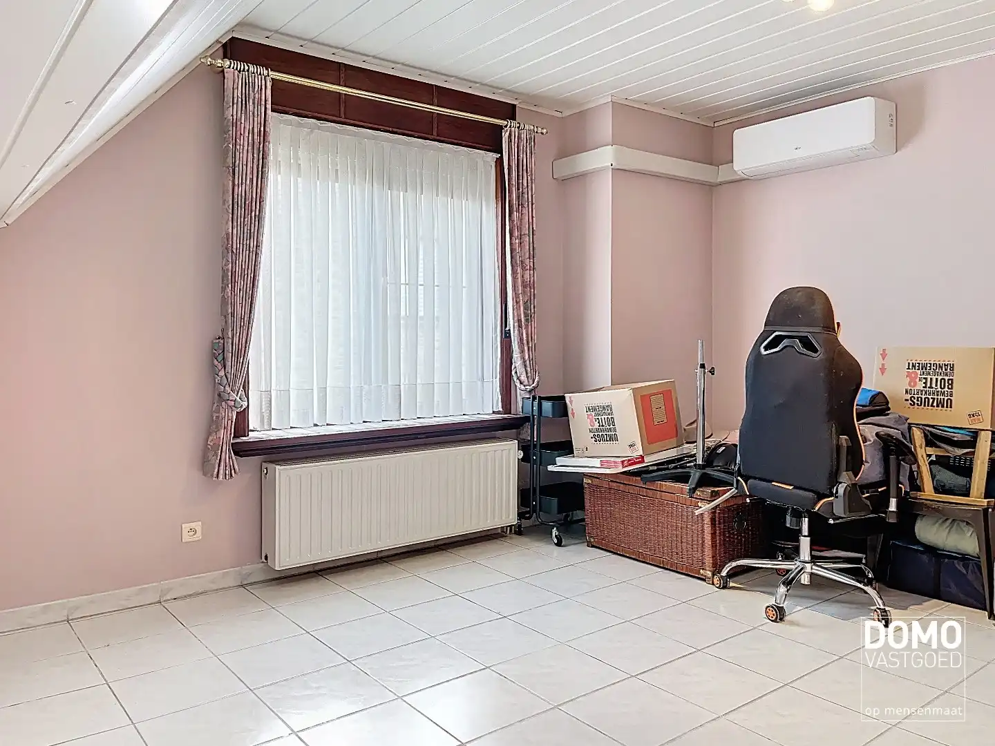 RUIME, LICHTRIJKE OPEN BEBOUWING MET ZONNIGE TUIN TE HALEN foto 13