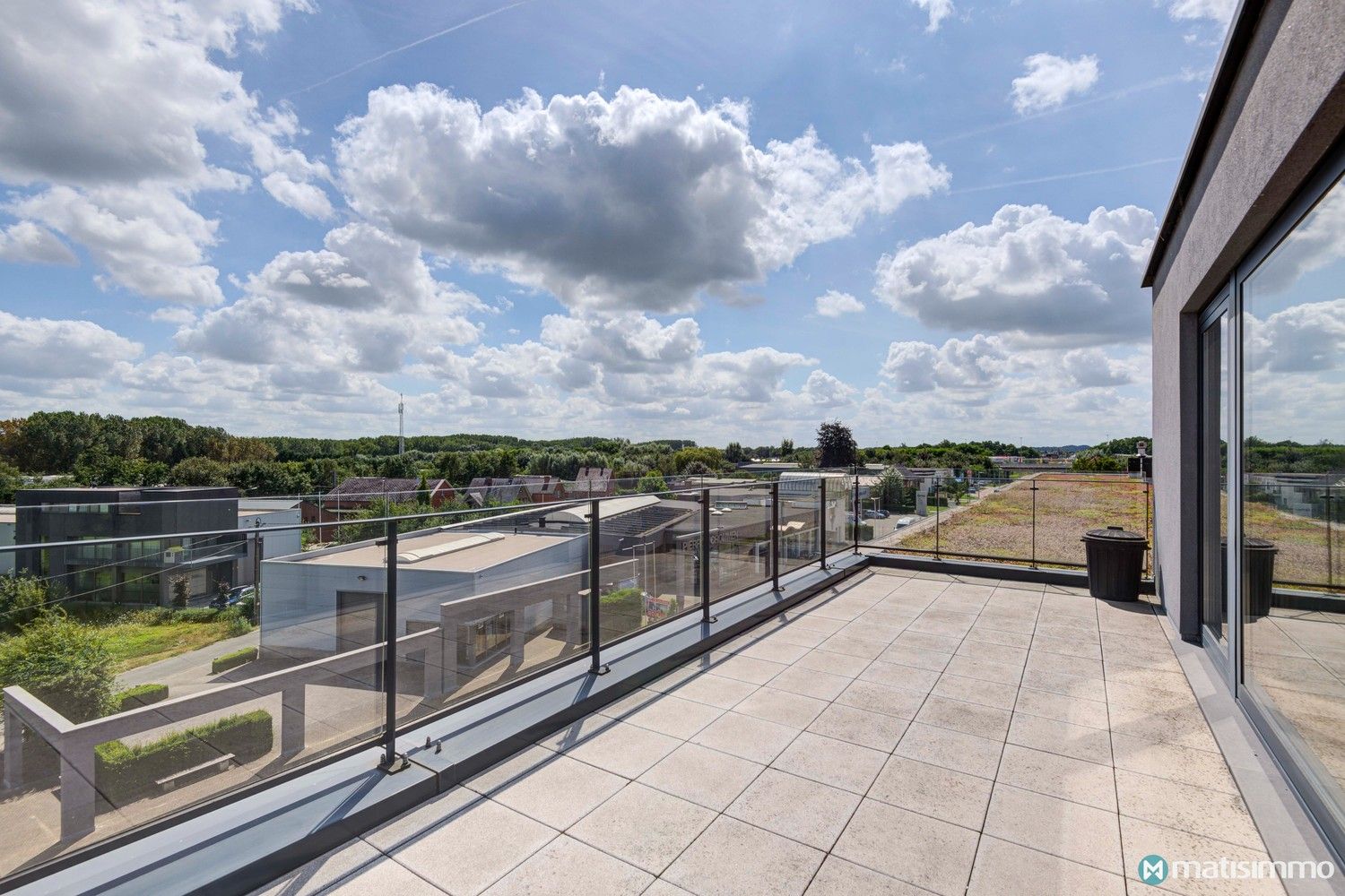 INSTAPKLAAR APPARTEMENT MET 2 SLAAPKAMERS EN 2 RUIME TERRASSEN GELEGEN NABIJ HET CENTRUM VAN BILZEN foto 17